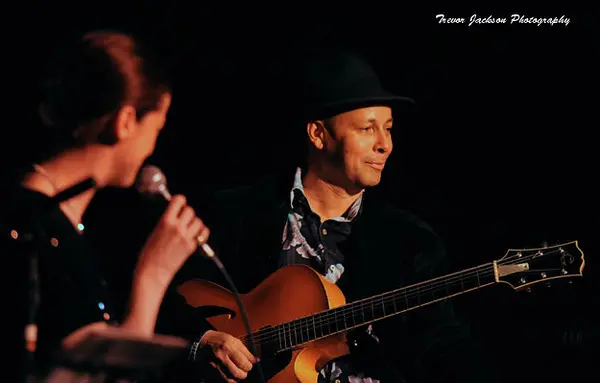 Hetty Kate and Sam Lemann performing at The Jazz Basement